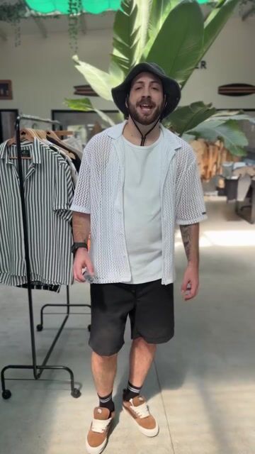 Video de Wayfarer | Ropa de Hombre y Unisex + Accesorios de moda