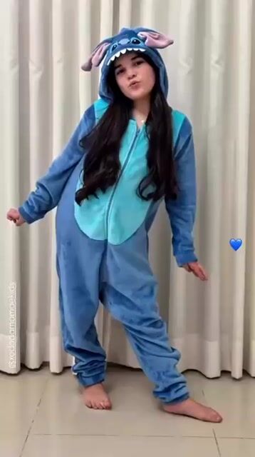 Vídeo de Macacão Lilo & Stitch FAKINI