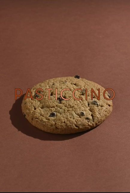 Video de Cookie Americana Chocolate con Chips de Chocolate x 12u. Display