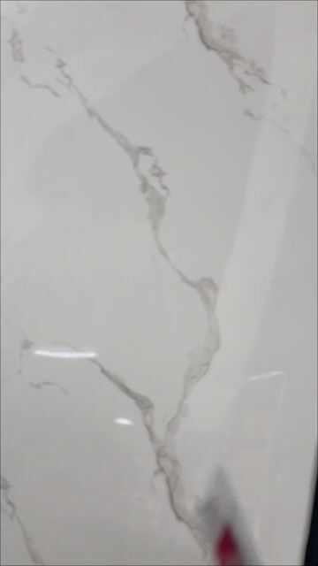 Video de Flor de ducha redonda anticalcálrea cromada 20cm Peirano A815