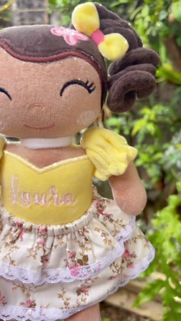 Vídeo de Boneca personalizada negra
