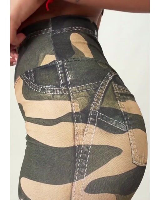 Video de Cam Pants Verde