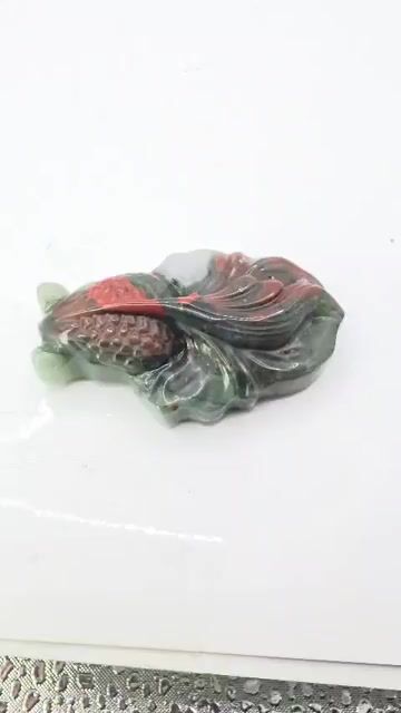 Video de Pez Piscis en Piedra de Sangre Pieza Unica C4F26