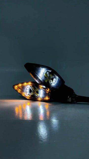 Video de Kit 2 Faros Giro Secuencial Led Posicion Moto Con Ventilador