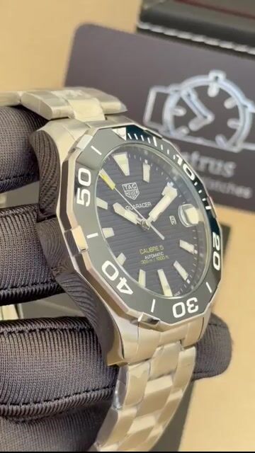Video de TAG Heuer Aquaracer Calibre 5 43mm - AÇO/MOSTRADOR AZUL