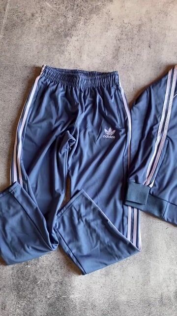 Video de Conjunto Adidas SST