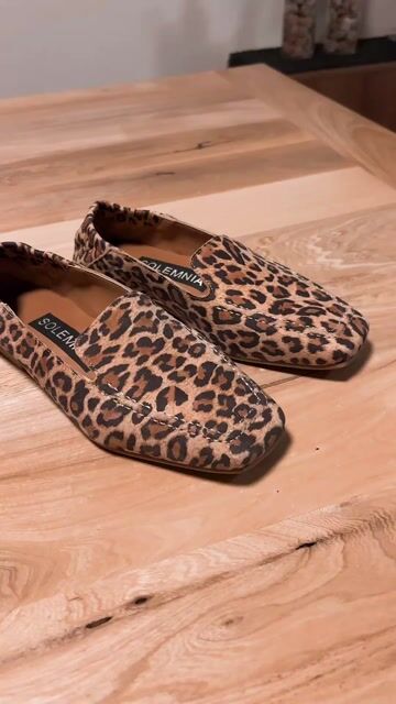 Video de SOLEMNIA SHOES