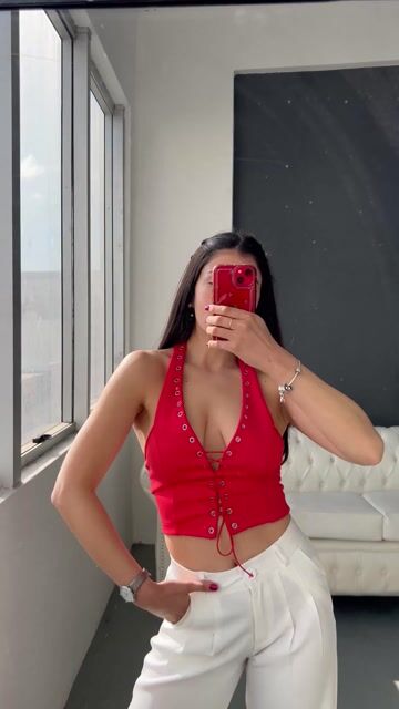 Video de TOP MARILYN ARANDELAS CON CORDON DE LYCRA SOFT, ESPALDA DESCUBIERTA