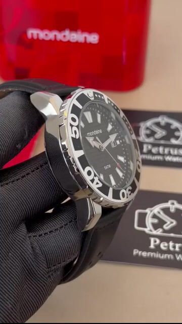 Video de Mondaine 40004G0MVNH2 44mm - AÇO/MOSTRADOR PRETO - COURO