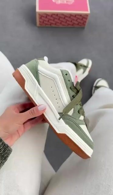 Vídeo de MB SNEAKERS