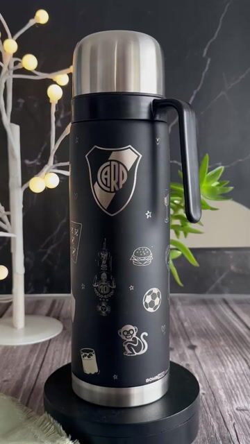 Video of TERMO PICO CEBADOR 1LT +MATE ACERO