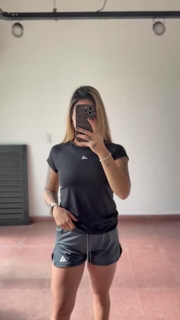 Video de Short Ad con calza interna al tono