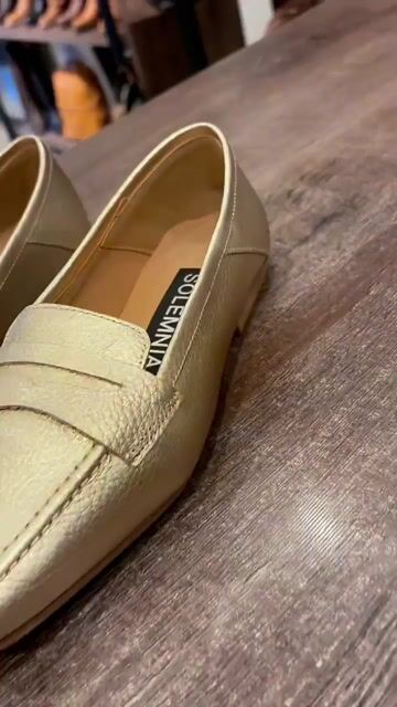 Video de SOLEMNIA SHOES