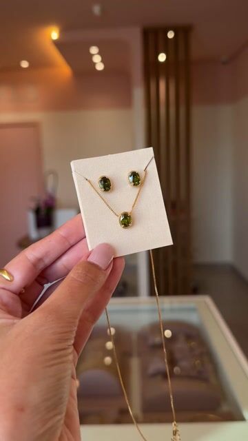 Video de Conjunto Oval Pistache com Banho de Ouro