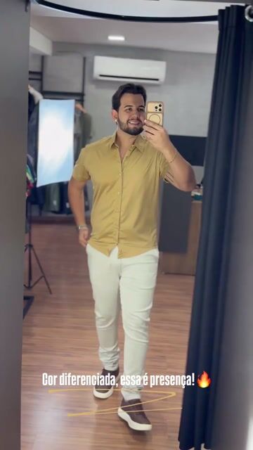 Video de Camisa Social MC Fibra Bambu Bege