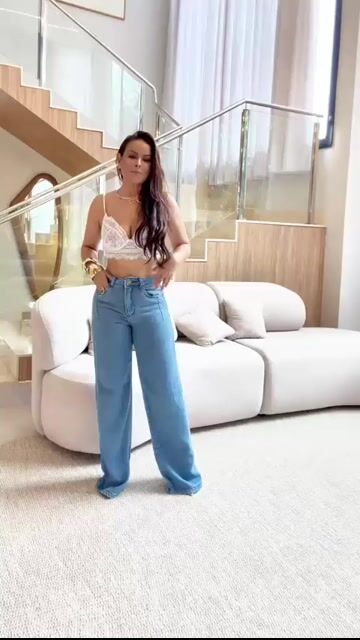 Vídeo de Bella Rosa Wear