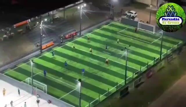 Vídeo de Rolo 100m(4 x25m) - Grama Sintética Esportiva Fibrilada 52mm Bicolor - 05 Anos de Garantia