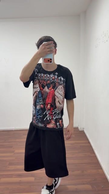 Video de Remera semi Over emotions vendas
