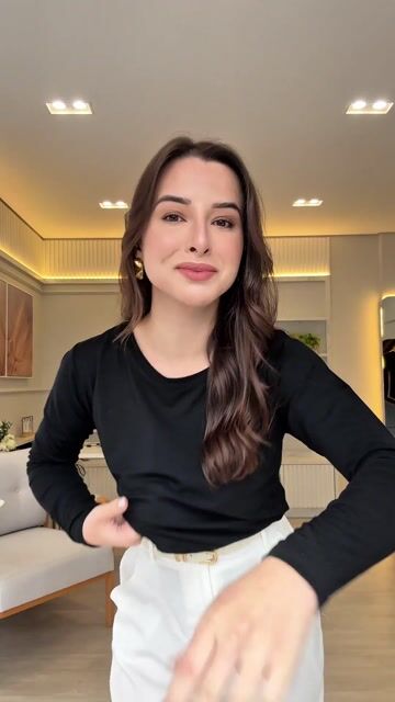 Vídeo de BLUSA DE AMAMENTAÇÃO MANGA LONGA PRETA