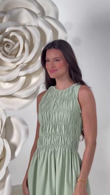 Vídeo de VESTIDO MIDI DANIELLA