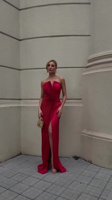Vídeo de Doll Dress - Vestidos de Festa 