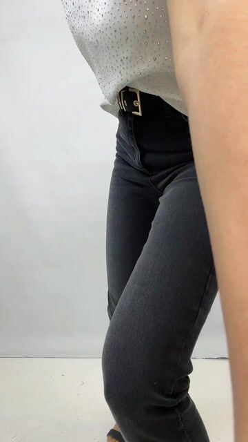 Video de Jeans Mom Blacky by Eccomi Cua