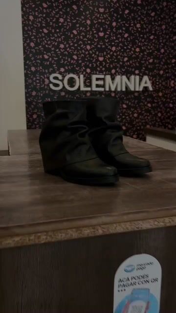 Video de SOLEMNIA SHOES