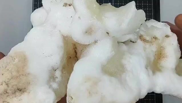 Video de 1.41 kg Hidrocincita 1 Pieza Mineral de Colección