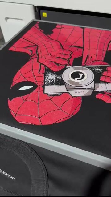 Video de Remera Spiderman Camara Foto