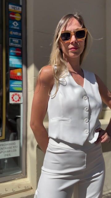 Video de Amélie • ropa y accesorios