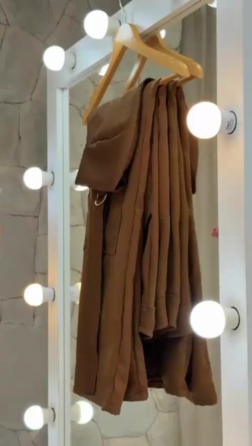 Vídeo de CONJUNTO CORSET TOMARA QUE CAIA + CALÇA CARGO