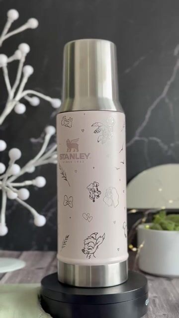 Video de TERMO ORIGINAL STANLEY MATE SYSTEM CLASSIC 800 ML - UN SOLO GRABADO -