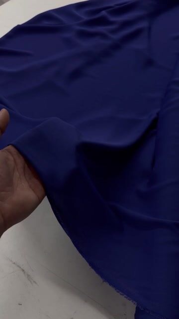 Vídeo de Tecido Georgete Heavy - -Azul Royal