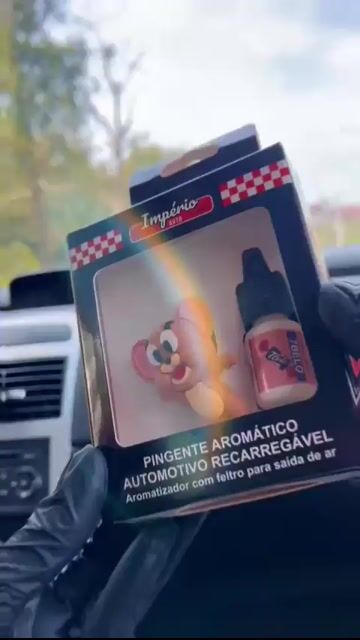 Vídeo de Pingente Aromático Tom & Jerry Recarregável – Aroma Premium Para Seu Carro