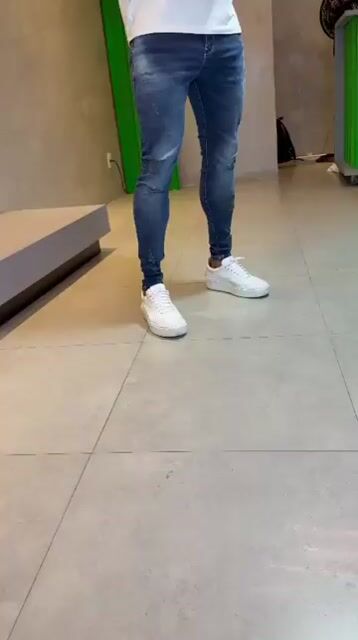 Video de Calça Super Skinny Azul Petróleo c/ Rasgo e Laser REF: 9165