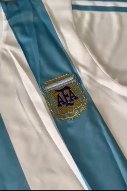 Video de CAMISETA ARGENTINA 1993 TITULAR BATISTUTA 9