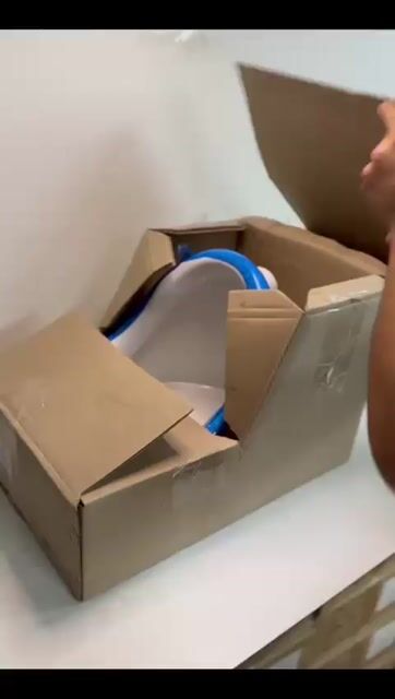 Vídeo de Mictório FlatBack Premium em Louça Branca 46x31,5x30 cm - La Bella Griffe