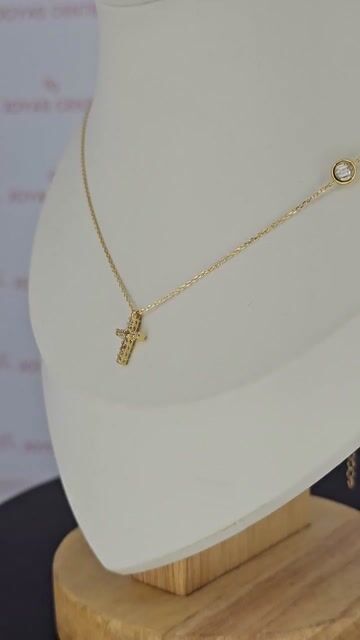 Video de Collar Oro 18k Cruz Piedras Regulable 40-45cm 2.2gr Oi-c2221