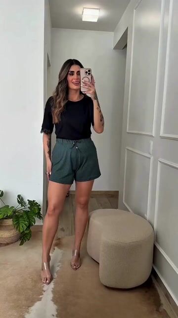 Vídeo de Blusa Feminina Com Renda Na Manga
