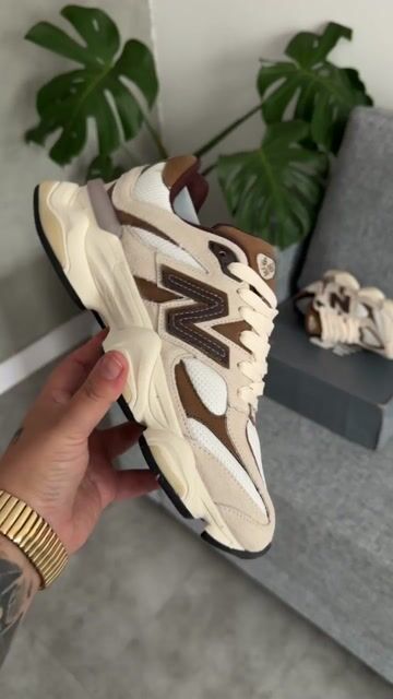 Vídeo de Tênis New Balance 9060 Capuccino Esportivo