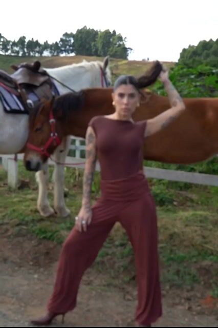 Vídeo de LUA KAN - BLACK FRIDAY: DESCONTO MÍNIMO DE 30% OFF / ATÉ 85% OFF