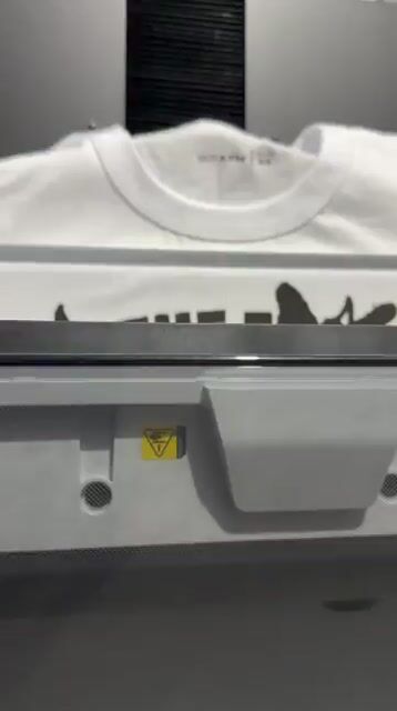 Video de Remera Lali Who The Fuck Is Lali? 2