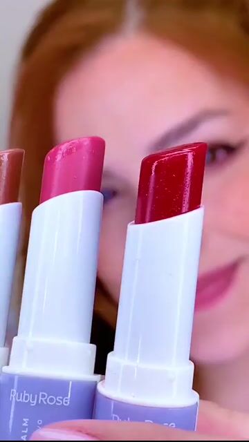Vídeo de Tinted Balm Feels Mood Ruby Rose