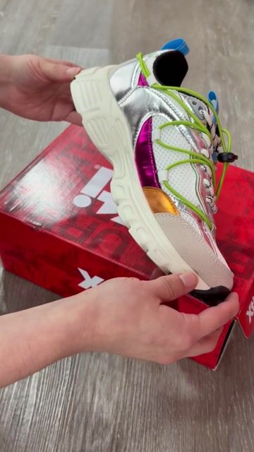 Video de ZAPATILLA NOVA XTI144052