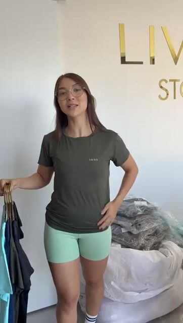 Video de Camiseta Poliamida soltinha
