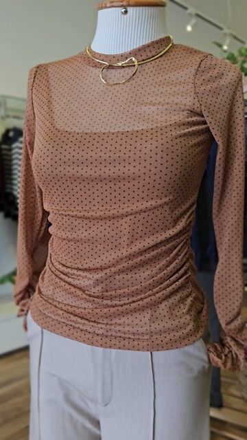 Vídeo de BLUSA TULE POÁS