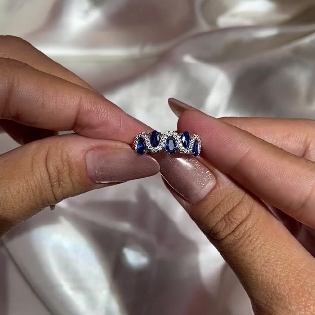 Video de Anel Alessandra · Prata 925 · Azul · Cinco Pedras