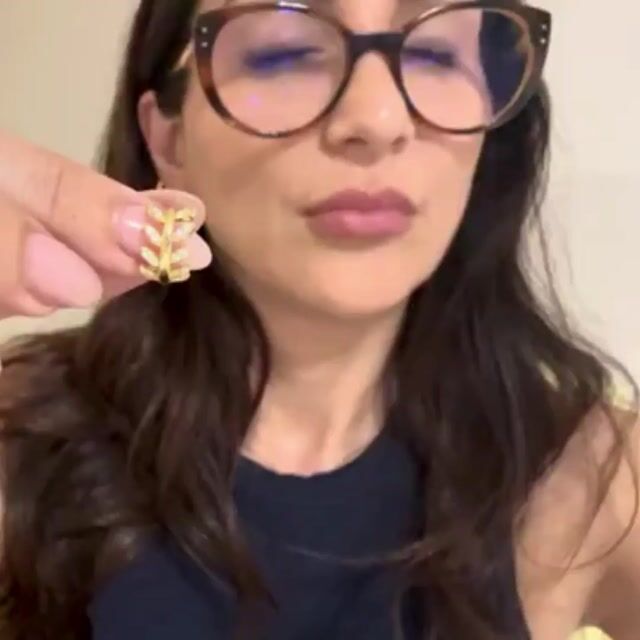 Video de Sisters