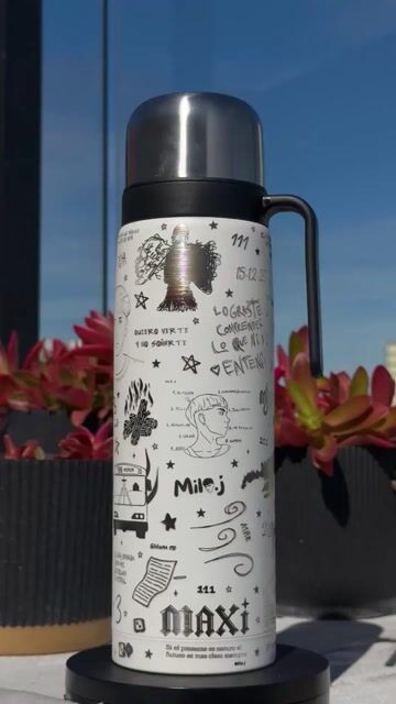 Video de TERMO PICO CEBADOR 1 L - FULL GRABADO - TEMÁTICA: MILO J