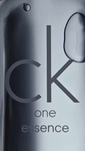 Video de CK One Essence Parfum Intense 100 ml / de Calvin Klein